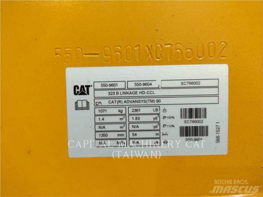 CAT 323 Kašike / Korpe