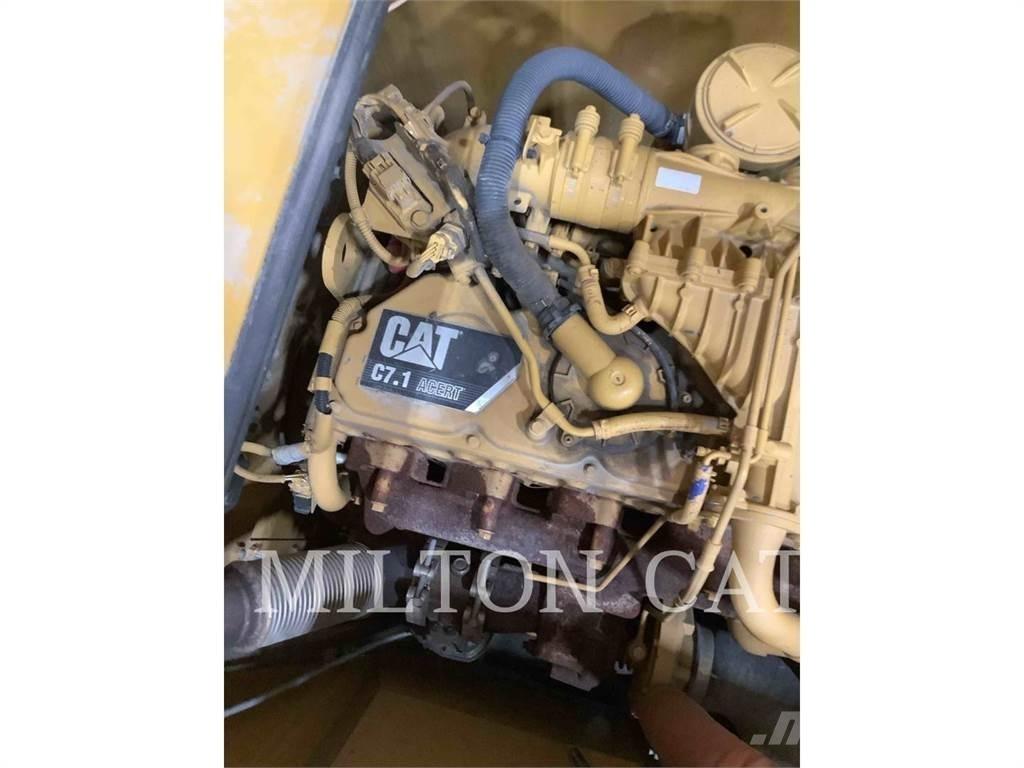 CAT 323 Bageri guseničari