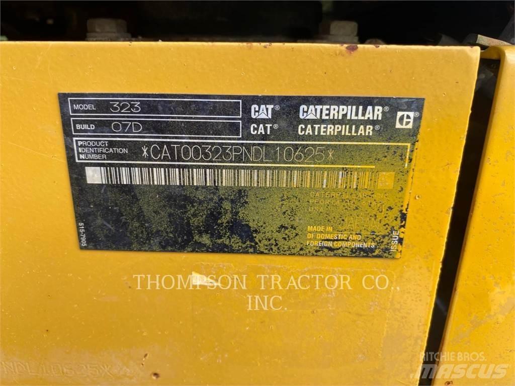 CAT 323 Bageri guseničari