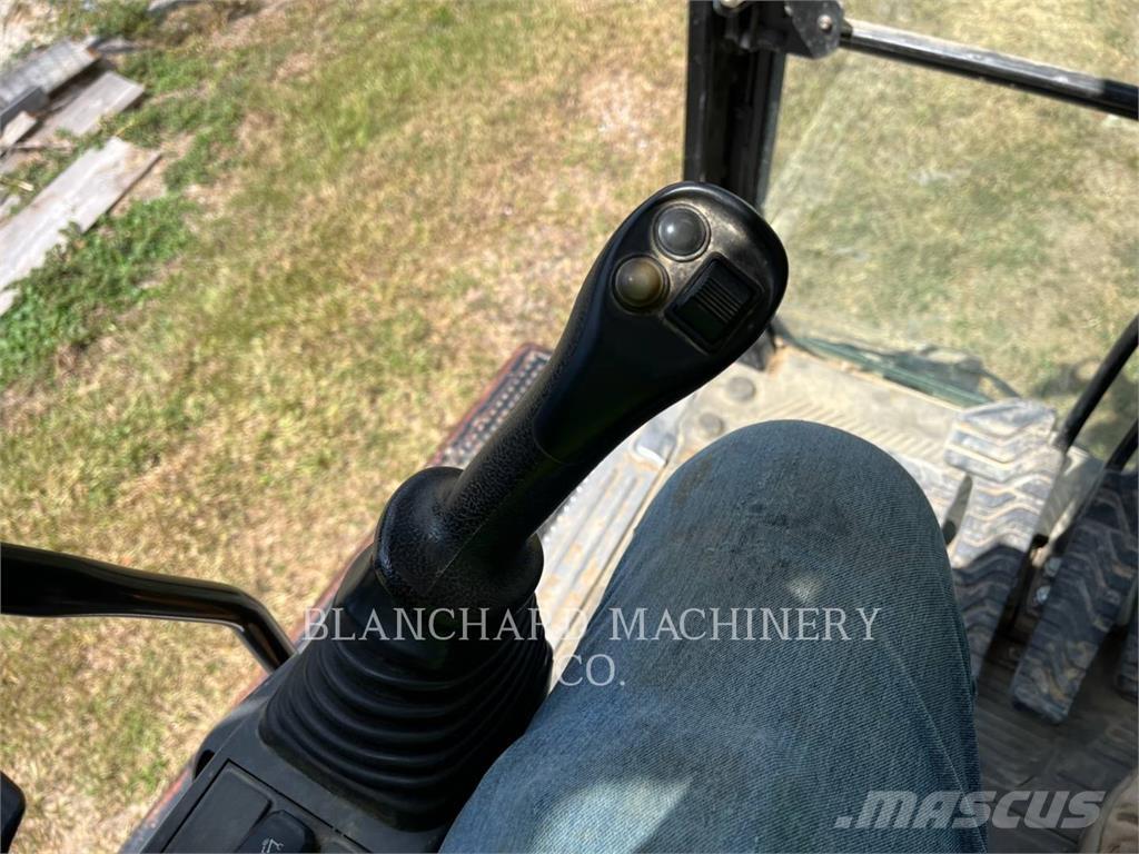 CAT 323 Bageri guseničari