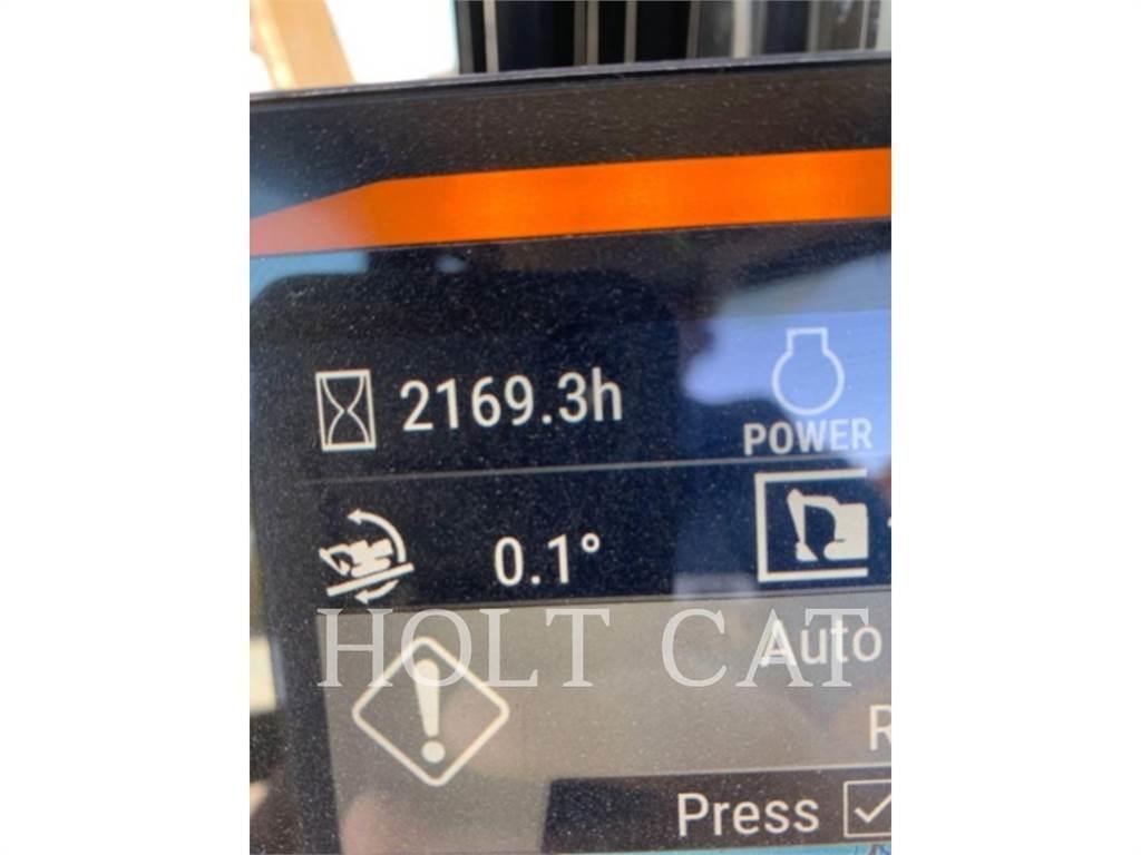 CAT 323 Bageri guseničari