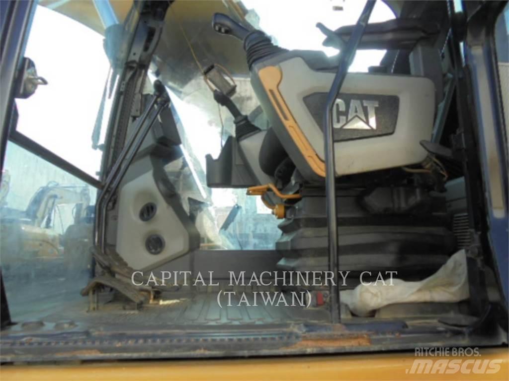 CAT 323-07 Bageri guseničari