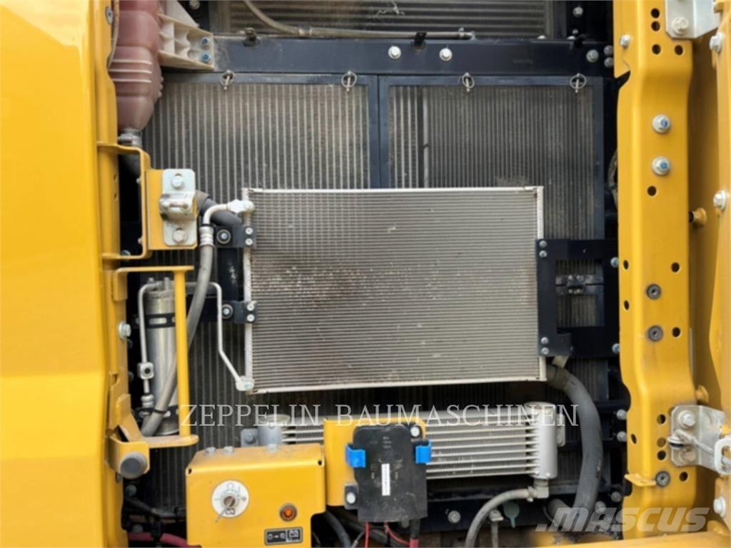 CAT 323-07C Bageri guseničari