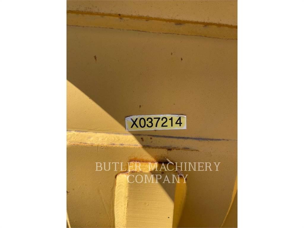 CAT 323 BUCKET Kašike / Korpe