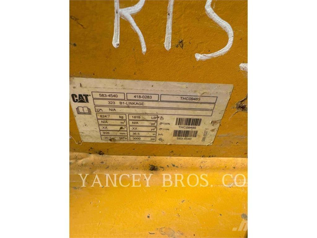 CAT 32307 Bageri guseničari