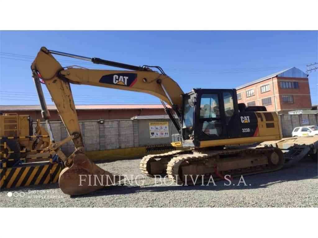 CAT 323D2L Bageri guseničari