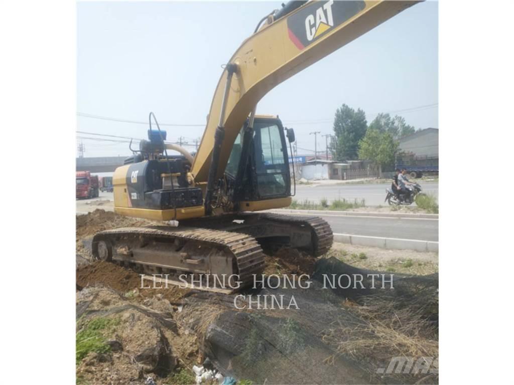 CAT 323D2L Bageri guseničari