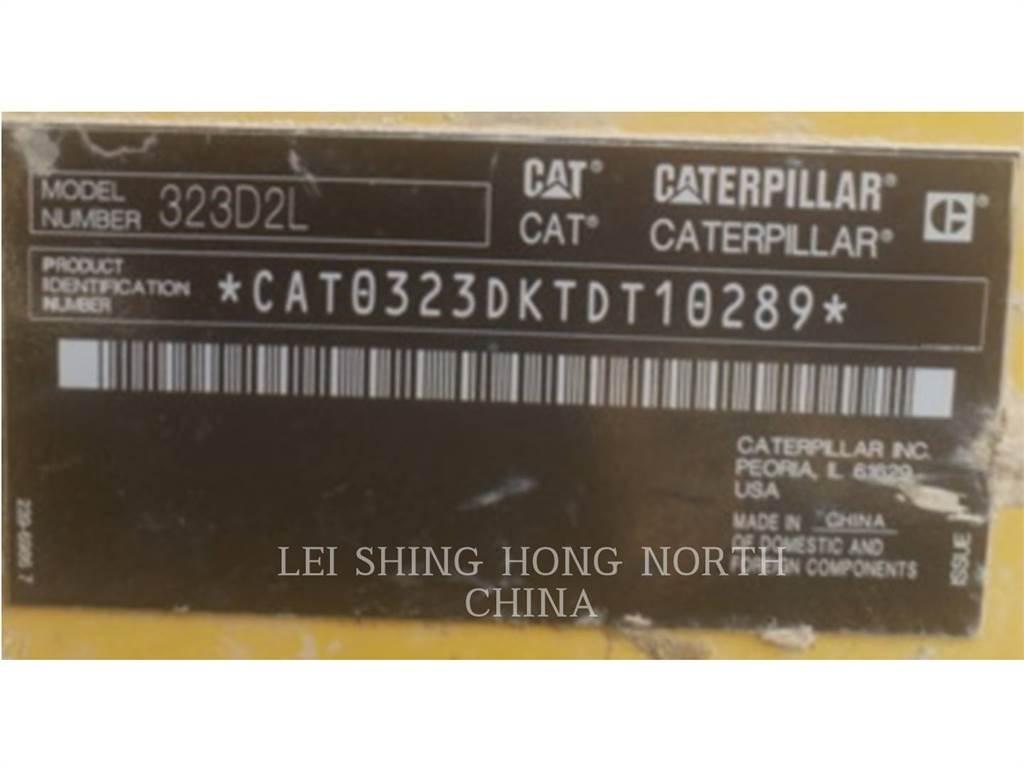 CAT 323D2L Bageri guseničari