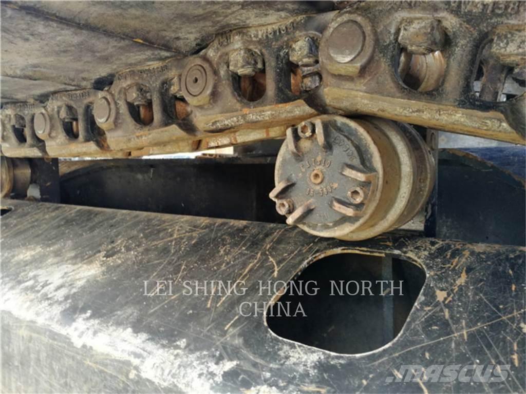 CAT 323D2L Bageri guseničari