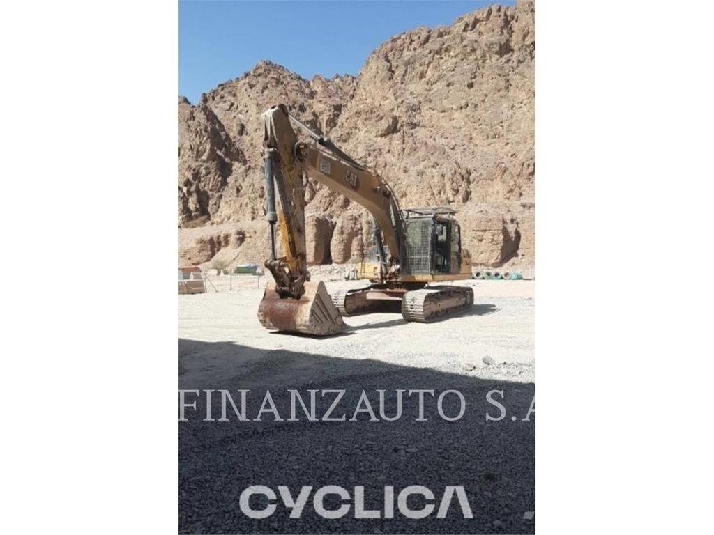 CAT 323DLN Bageri guseničari