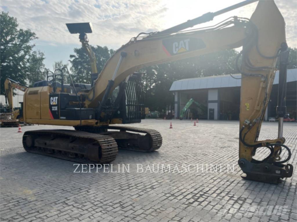 CAT 323EL Bageri guseničari
