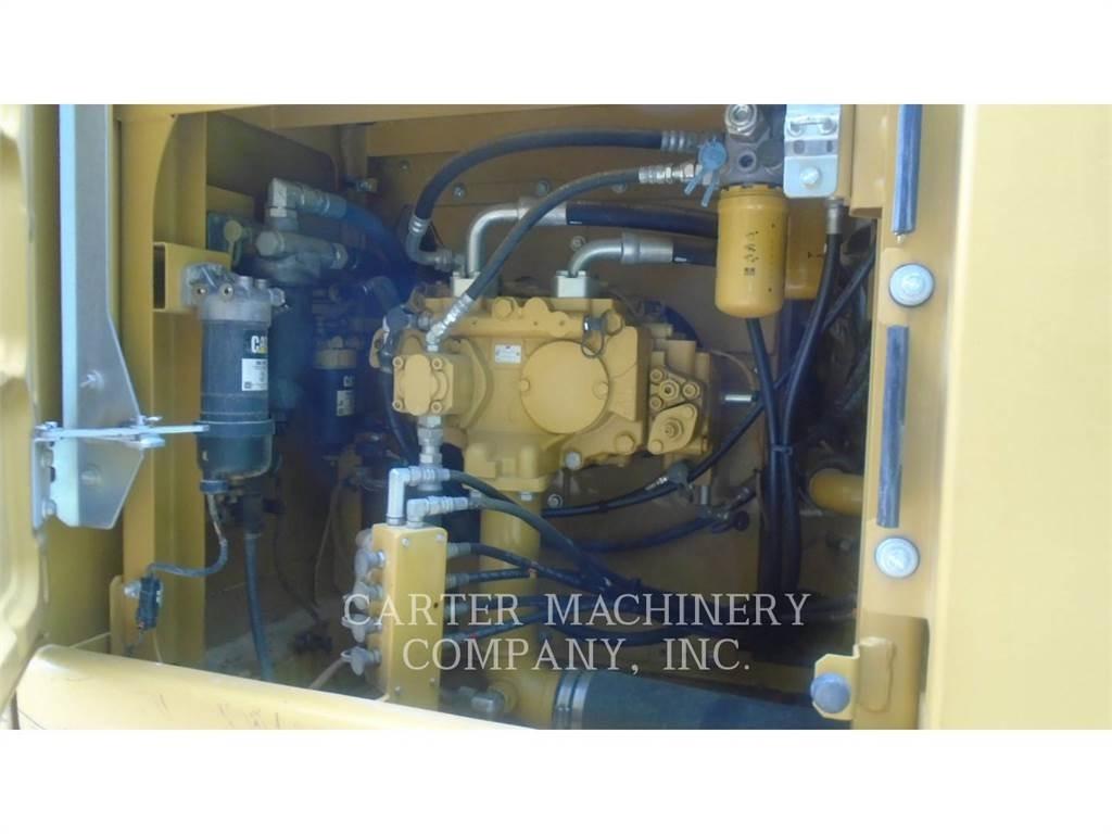 CAT 323FL Bageri guseničari