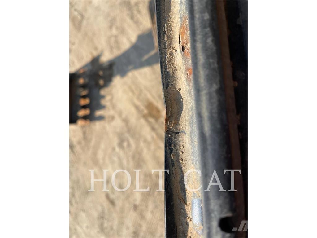 CAT 323FL Bageri guseničari