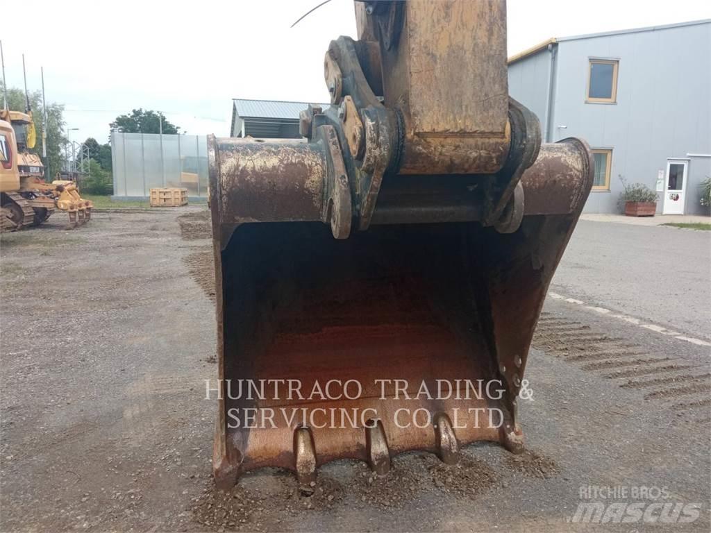 CAT 326-07 Bageri guseničari