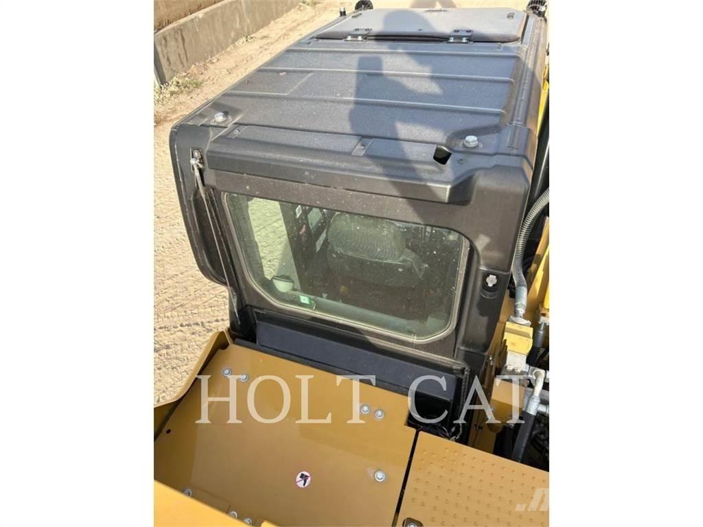 CAT 326 TC Bageri guseničari