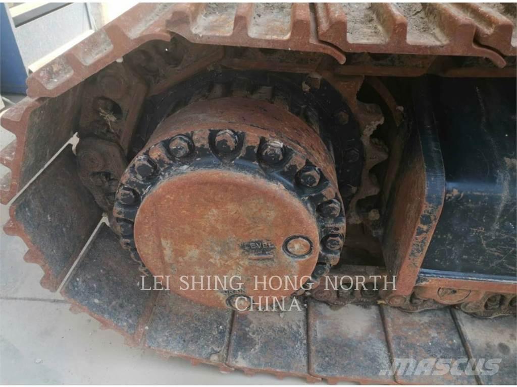 CAT 326D2L Bageri guseničari