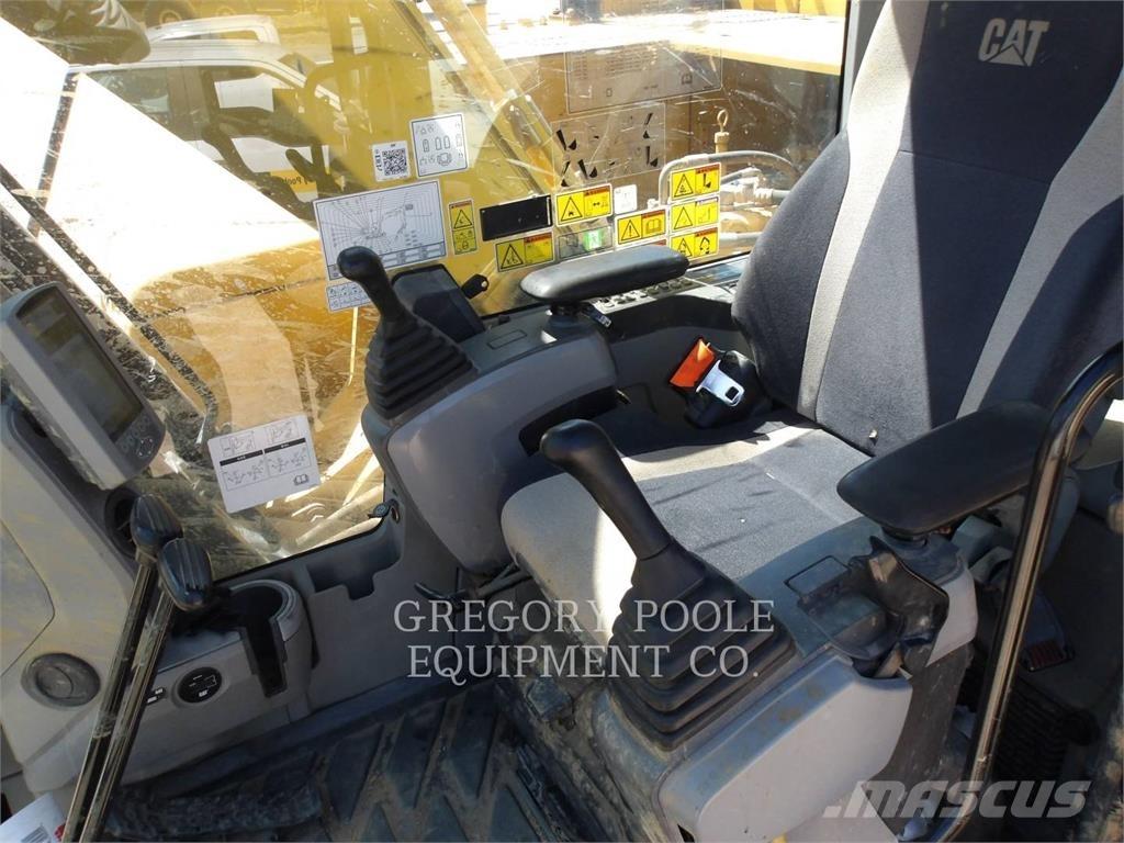 CAT 326FL Bageri guseničari