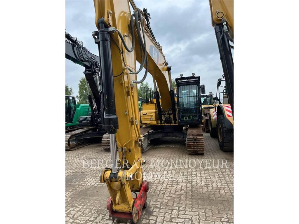 CAT 326FLN Bageri guseničari