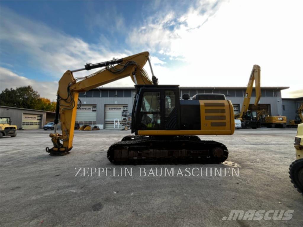 CAT 326FLN Bageri guseničari