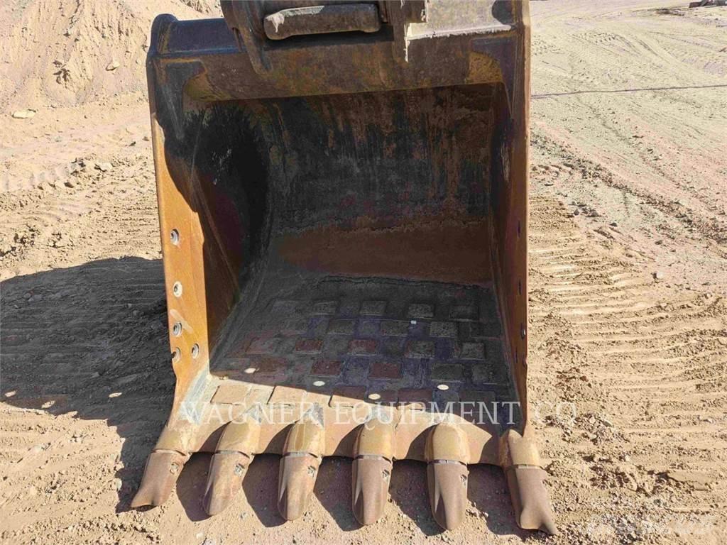 CAT 330CL Bageri guseničari