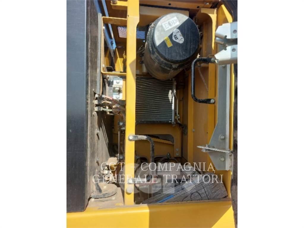 CAT 330F Bageri guseničari