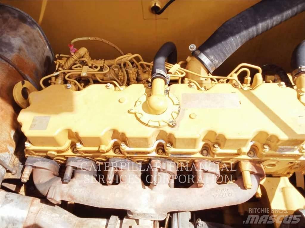 CAT 330GC Bageri guseničari