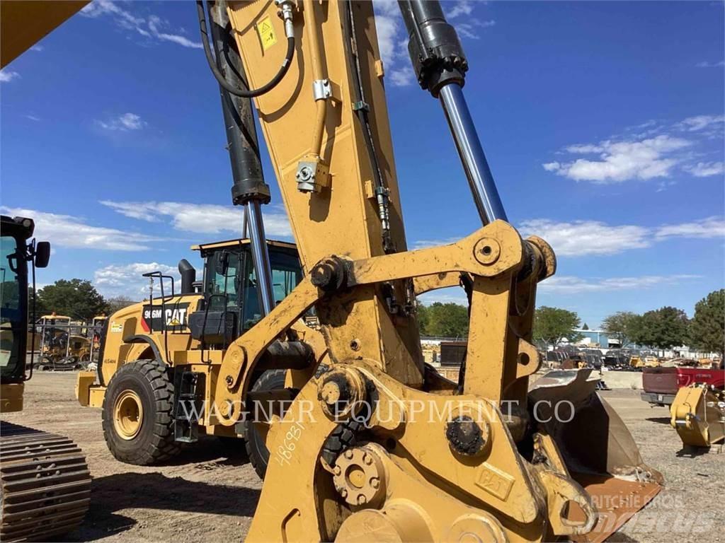 CAT 335 Bageri guseničari