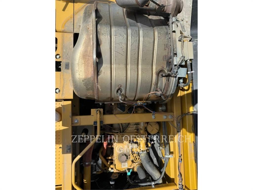 CAT 335FLCR Bageri guseničari