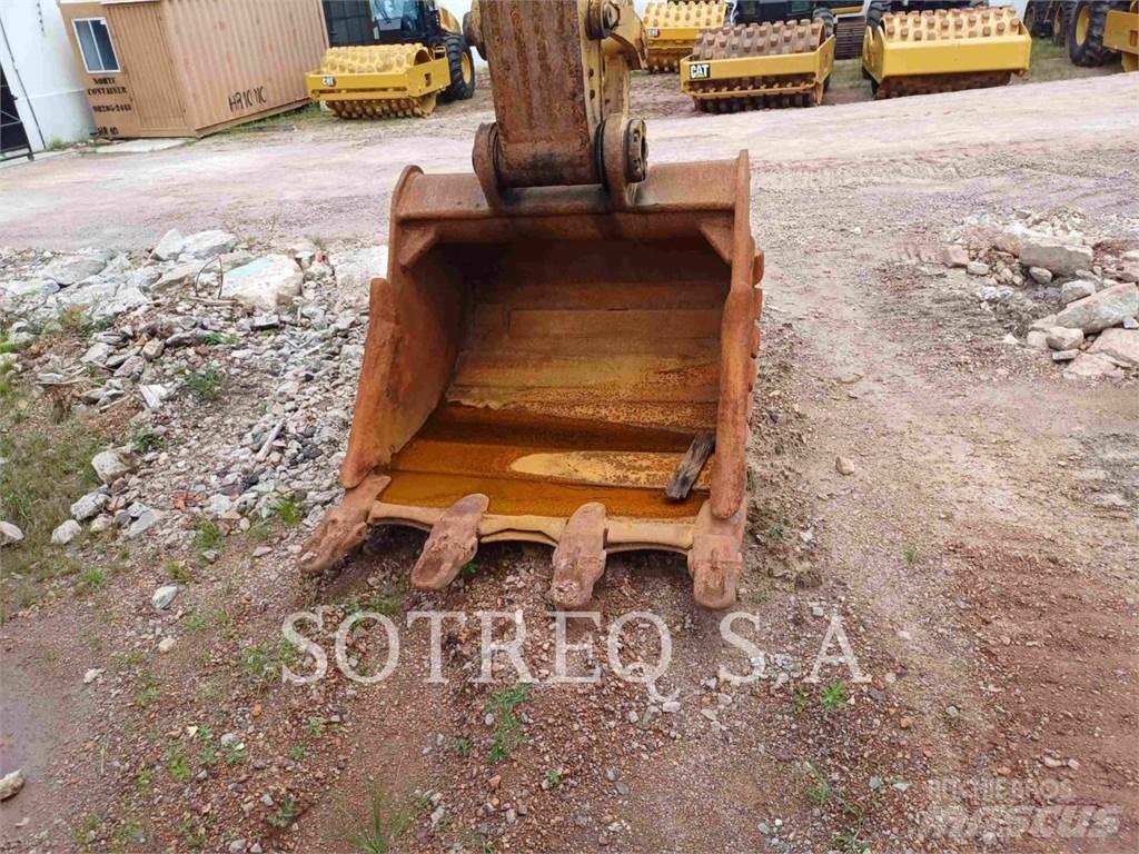 CAT 33607 Bageri guseničari