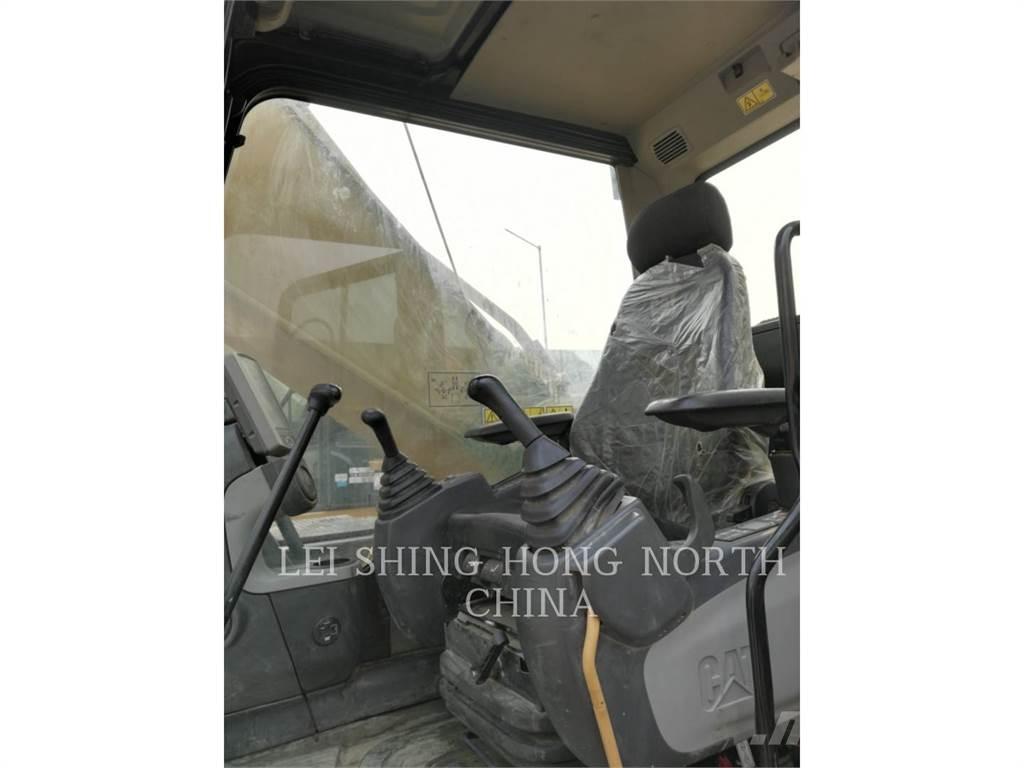 CAT 336D2 Bageri guseničari