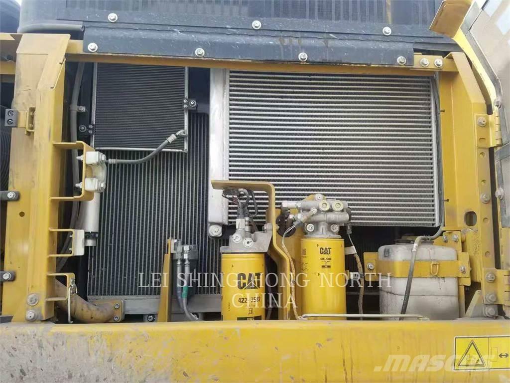 CAT 336D2 Bageri guseničari