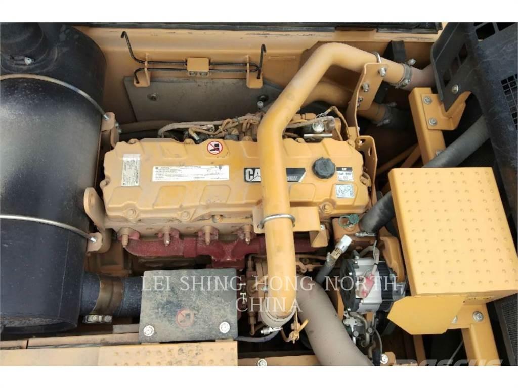 CAT 336D2 Bageri guseničari