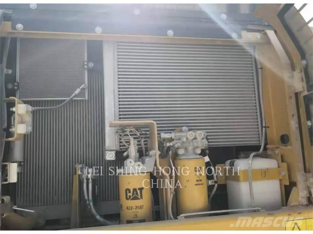 CAT 336D2 Bageri guseničari