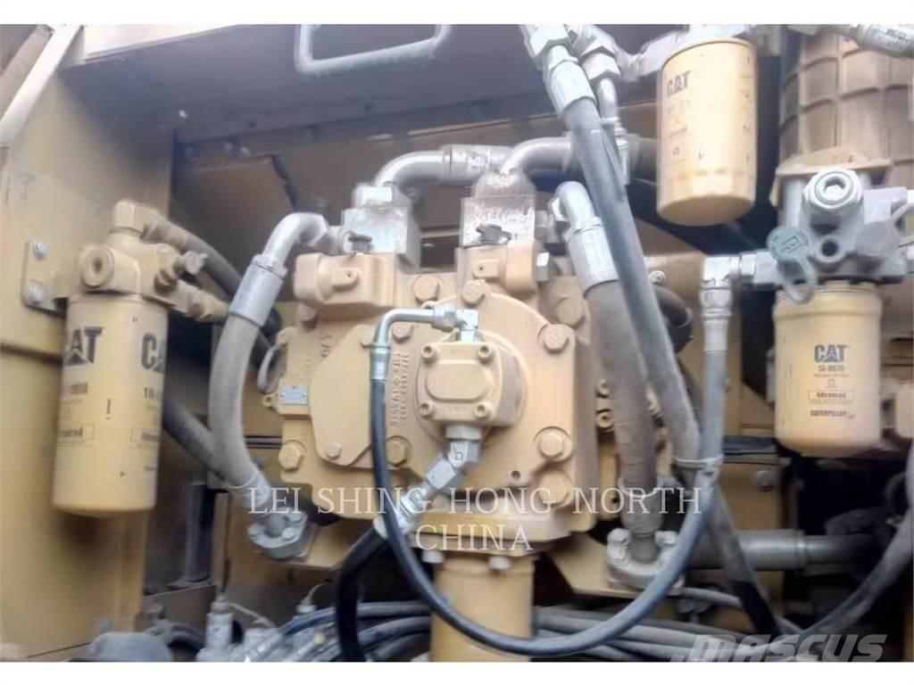 CAT 336D2XE Bageri guseničari