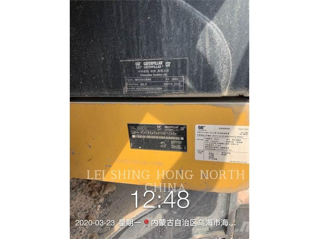 CAT 349D2 Bageri guseničari