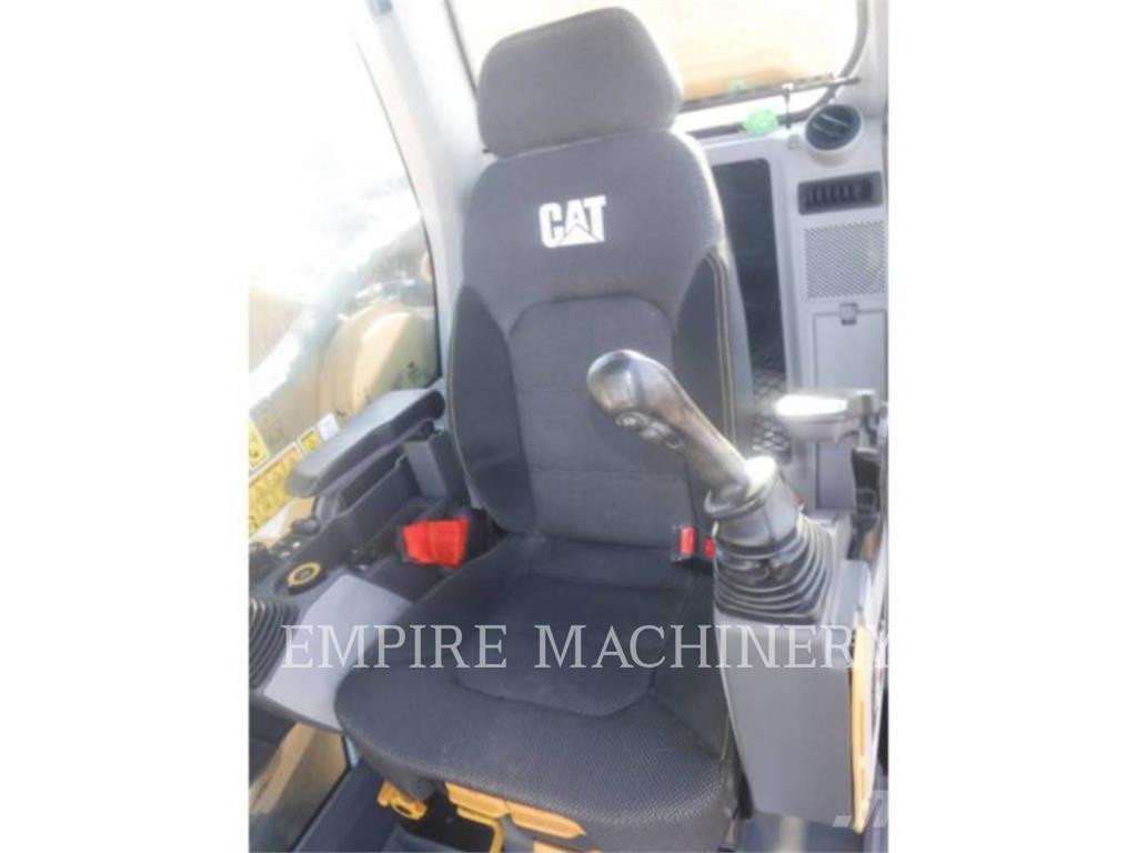 CAT 352-08FGP Bageri guseničari