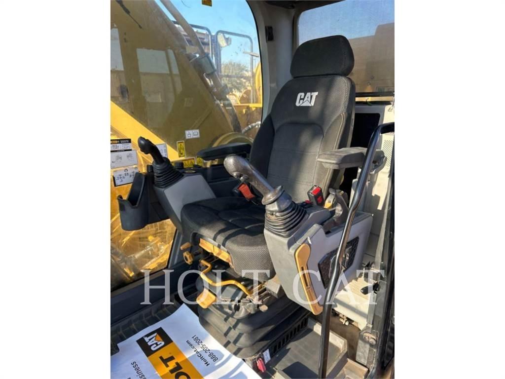 CAT 352 11 Bageri guseničari
