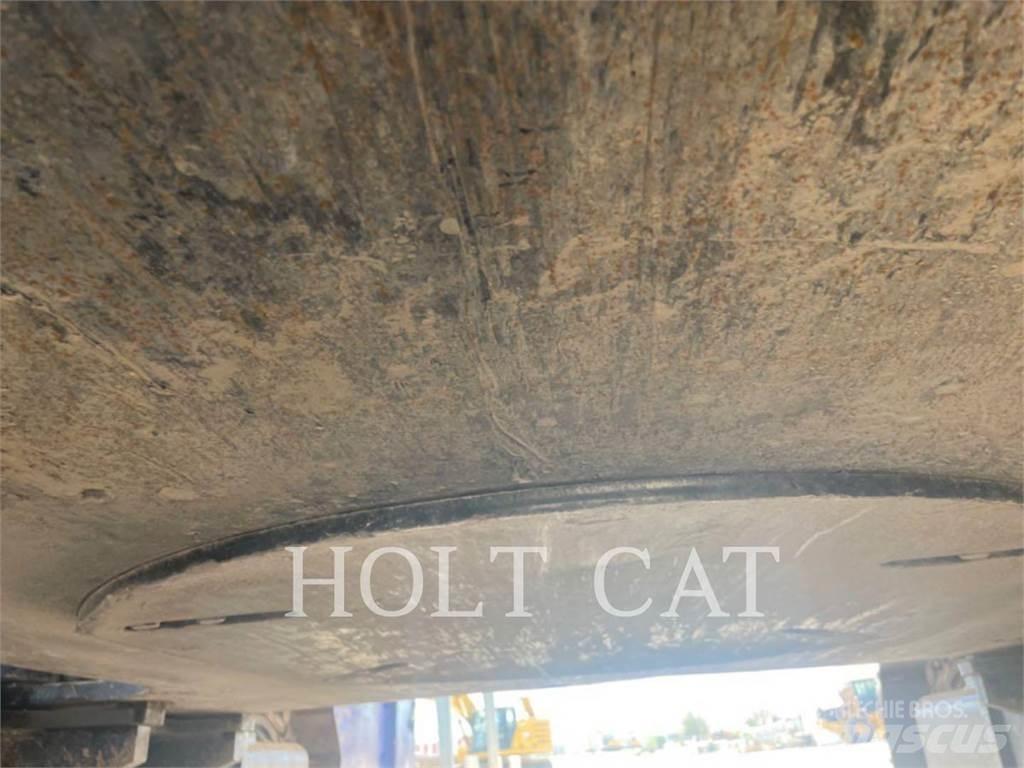 CAT 352 11 TC Bageri guseničari
