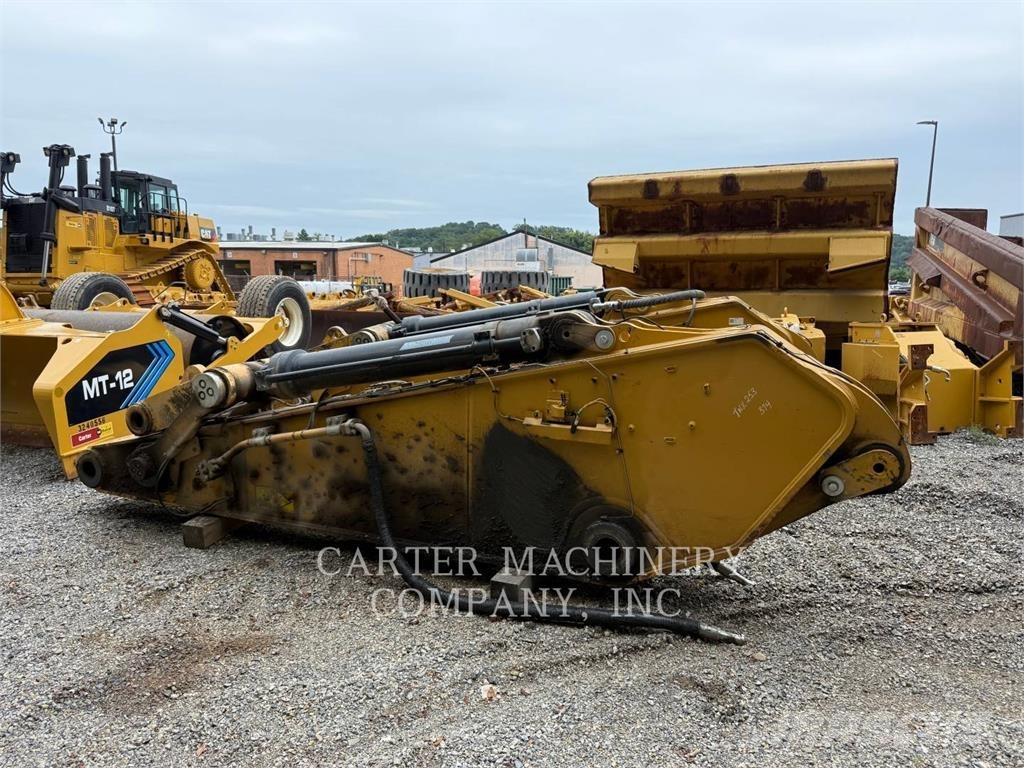 CAT 374-07 Bageri guseničari