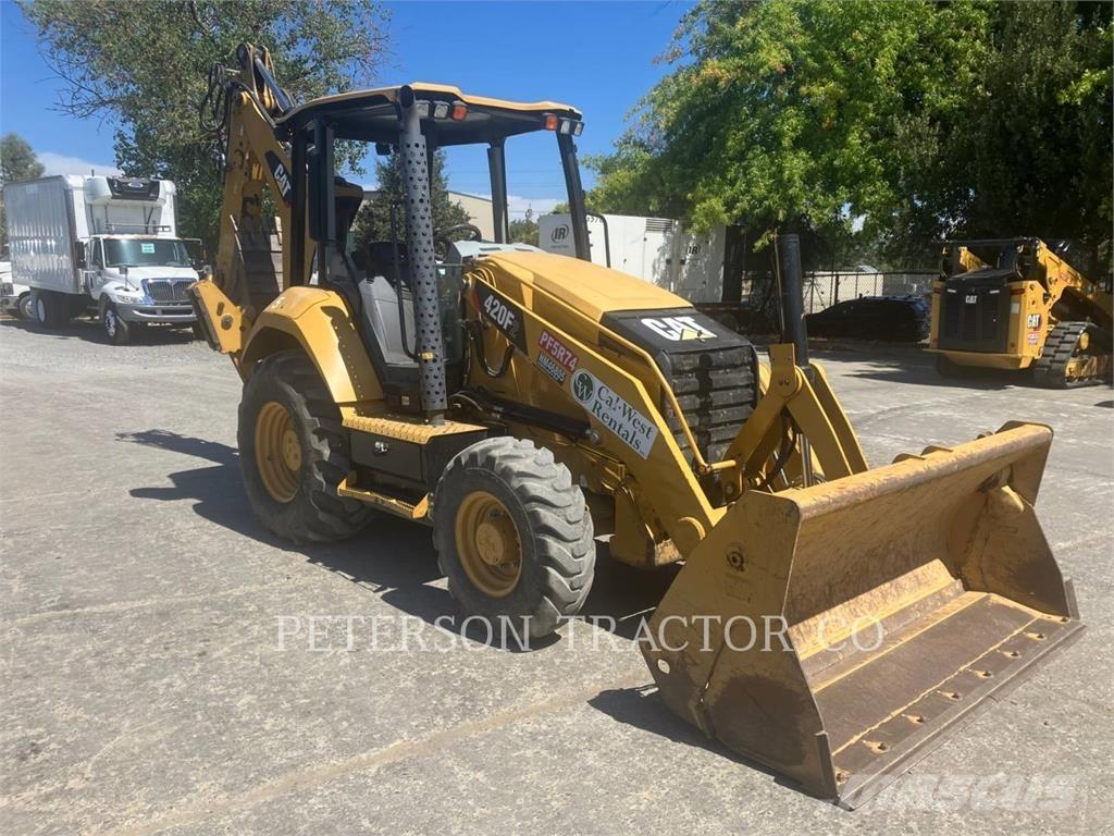 CAT 420F2 Rovokopači