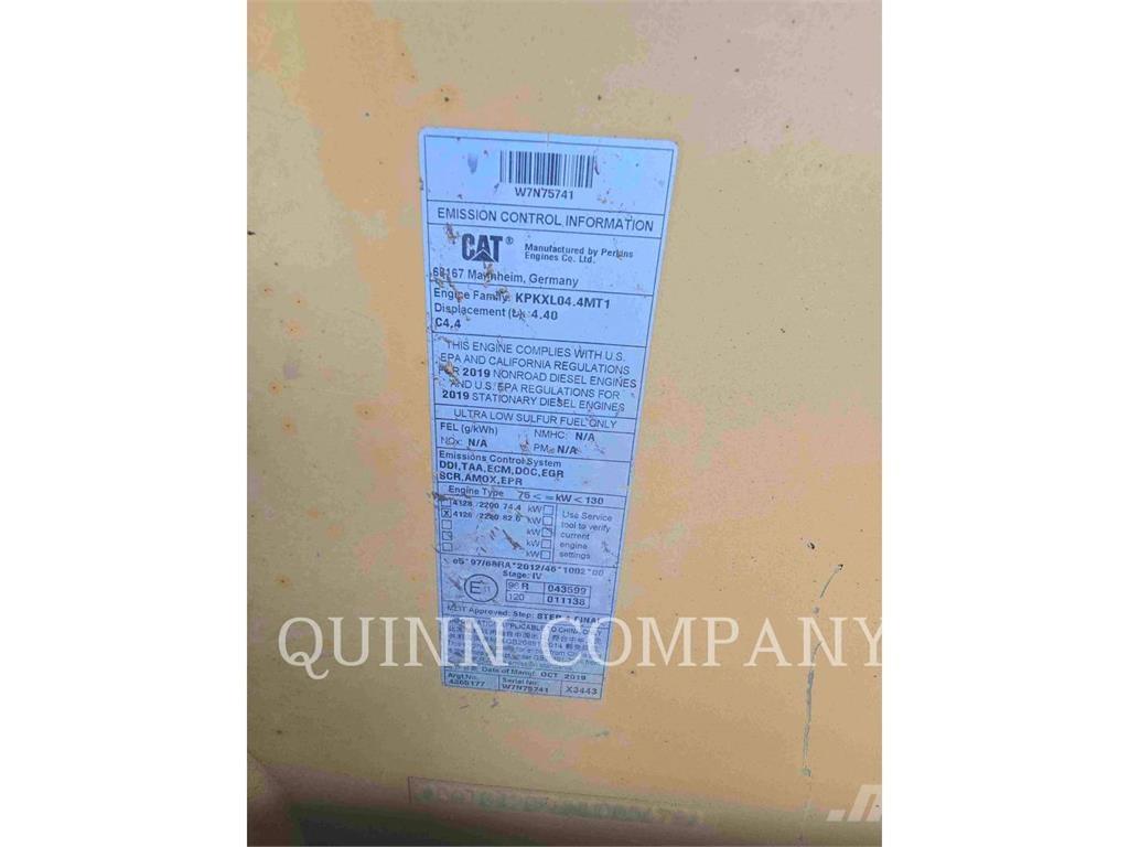 CAT 420F2 Rovokopači