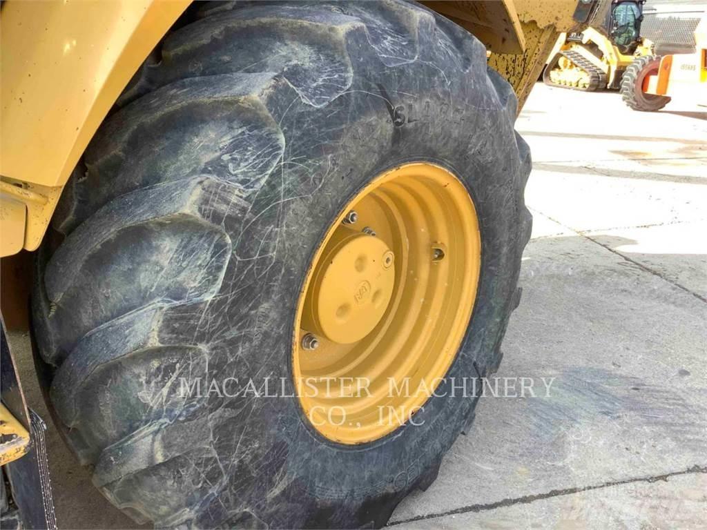 CAT 420F2IT Rovokopači