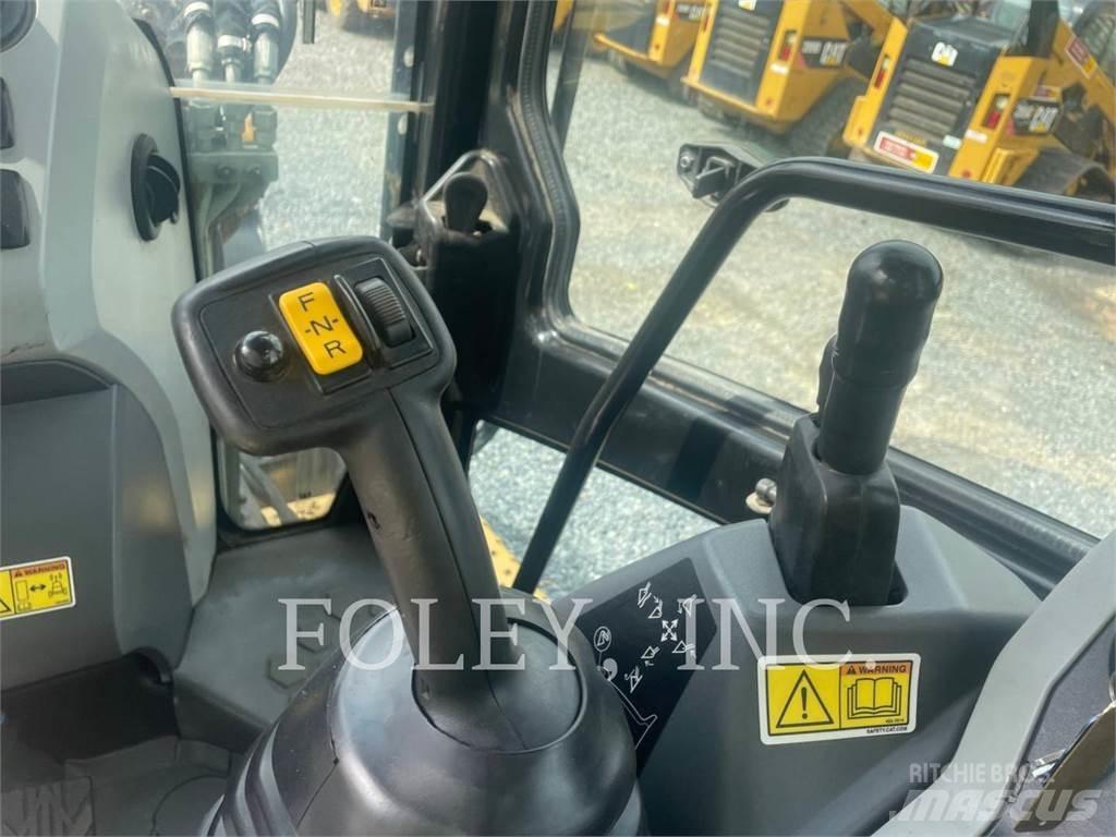 CAT 420F2IT Rovokopači