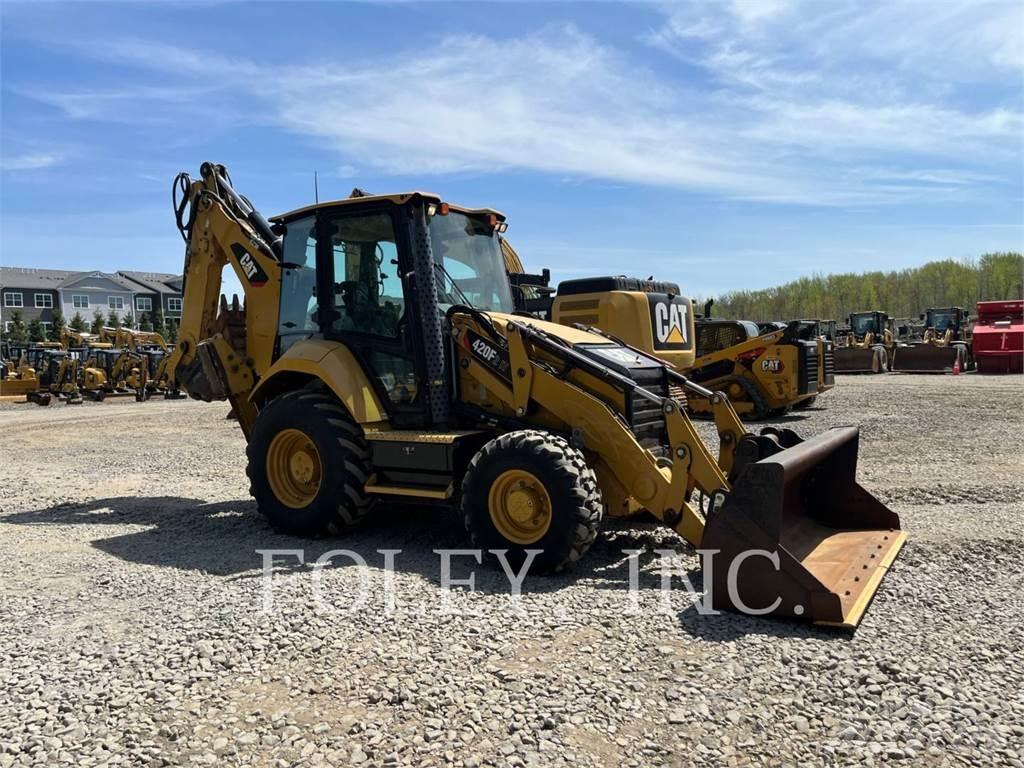 CAT 420F2IT Rovokopači