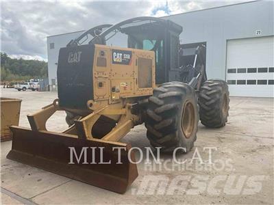CAT 535D Skideri
