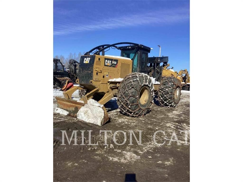 CAT 545D Skideri