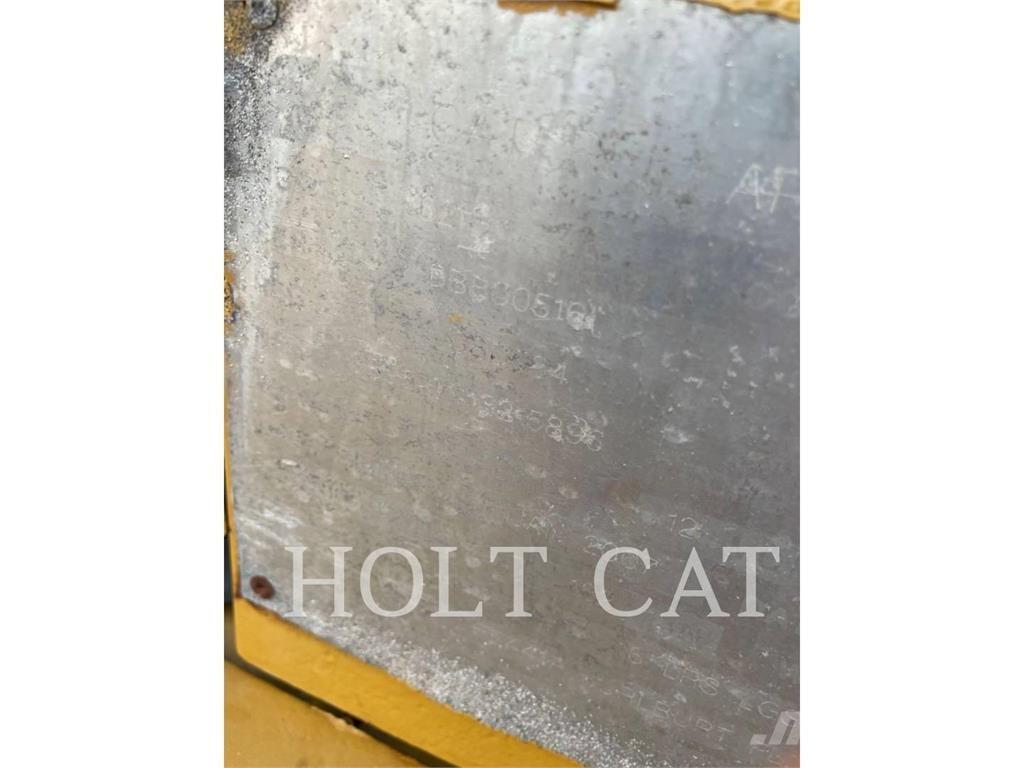 CAT 621G Polovni strugači