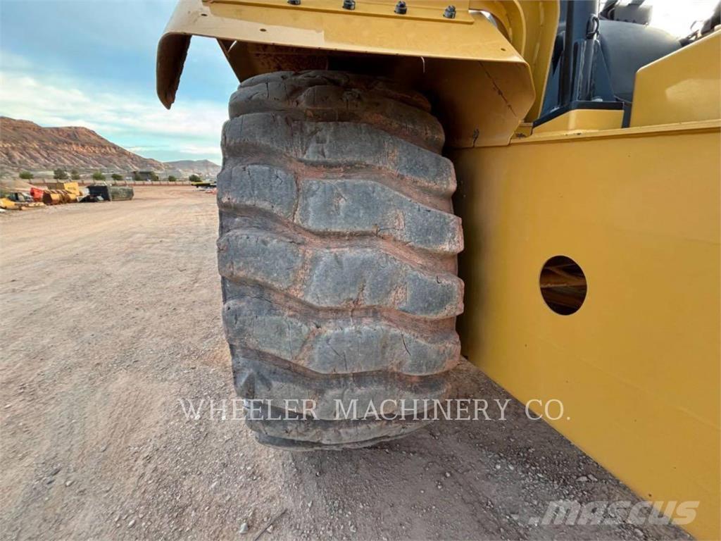 CAT 621K Polovni strugači