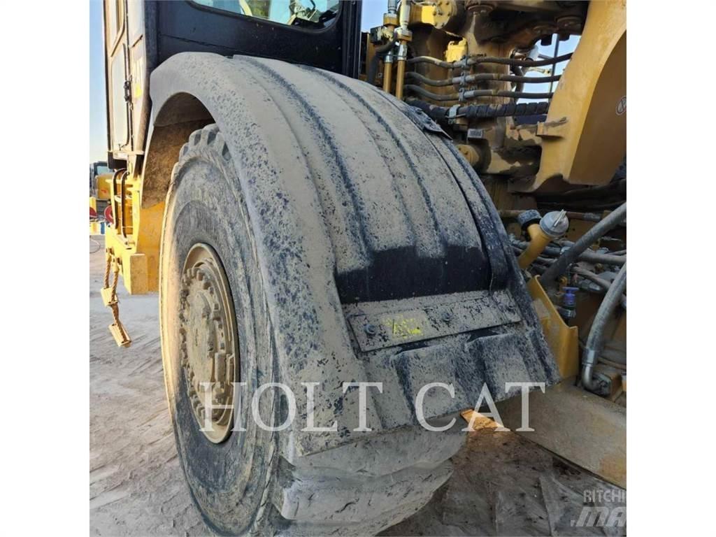 CAT 621K Polovni strugači