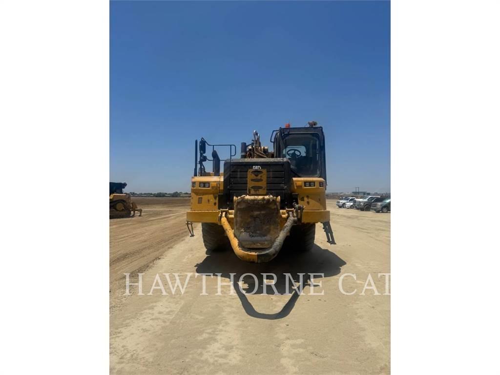CAT 657 Polovni strugači